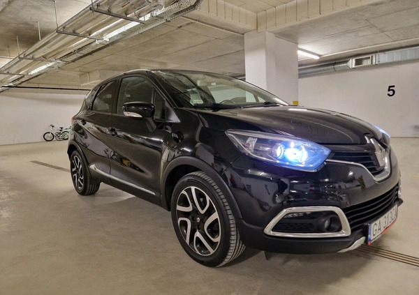 Renault Captur cena 49600 przebieg: 104831, rok produkcji 2015 z Gdańsk małe 781
